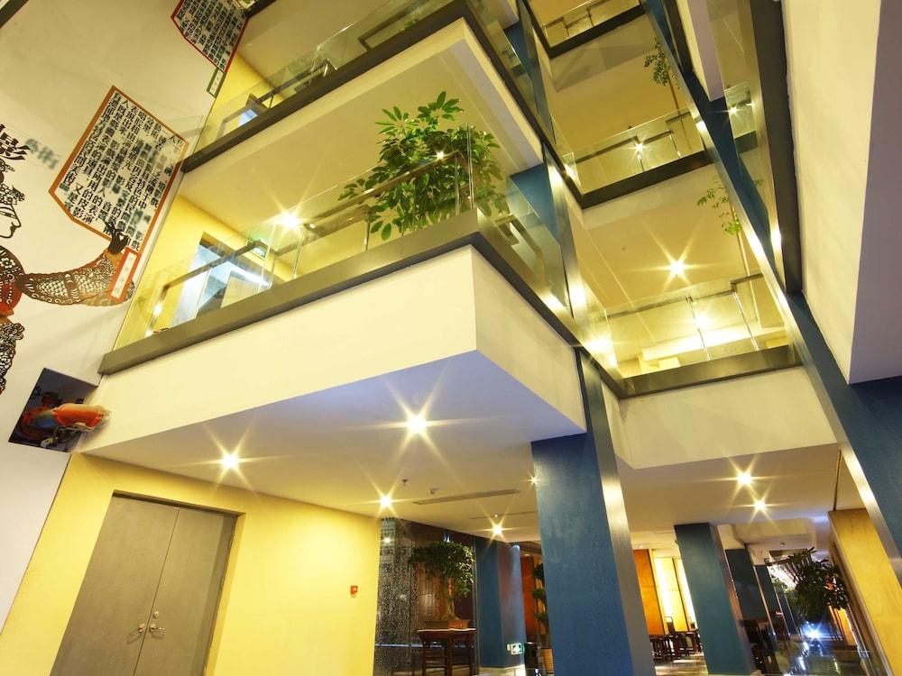 China Community Culture & Art Hotel Qingdao Dış mekan fotoğraf