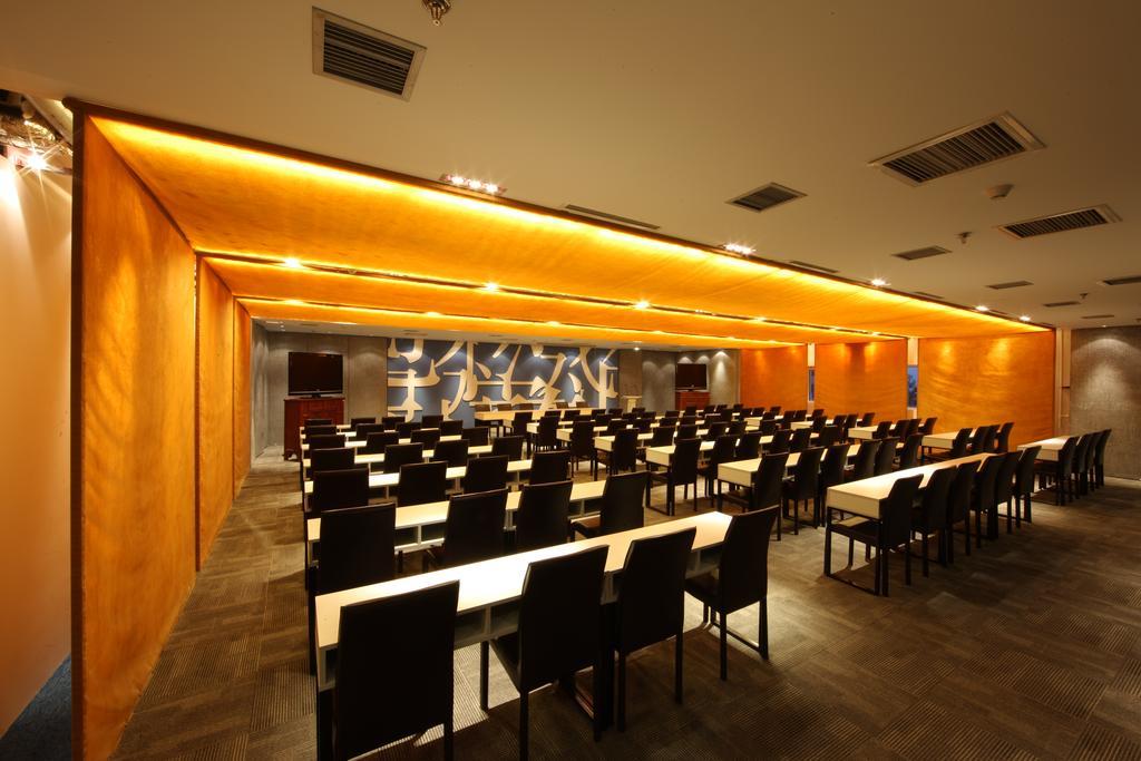 China Community Culture & Art Hotel Qingdao Dış mekan fotoğraf